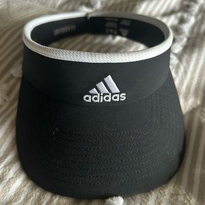 Adidas visor in black